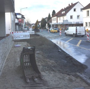 abgefräster Fahrbahnrand